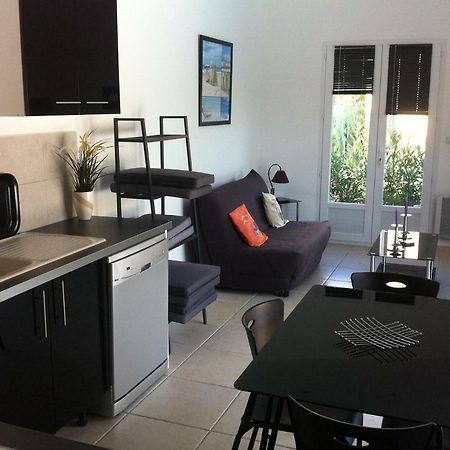 Les Cigales Des Pres Appartement Aups Exterior foto